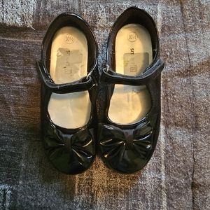 Black dress shoes size 10.5